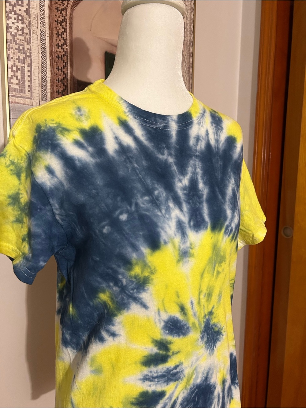 Woman’s Yellow and Navy Tie-Dye Crewneck Tee Size Small Gildan Brand.